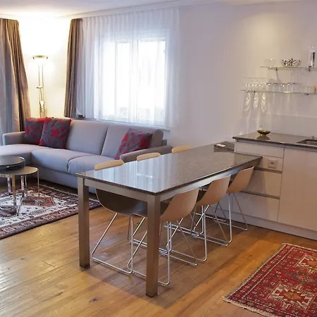 公寓 Alpenhof 萨斯费